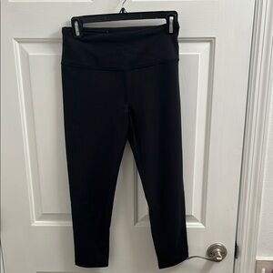 Victoria's Secret Black Knockout Capris